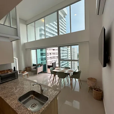 Modern 2 Story Penthouse, With Pool, & Cartagena