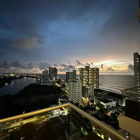Modern 2 Story Penthouse, With Pool, & Cartagena