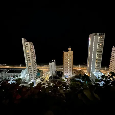 Modern 2 Story Penthouse, With Pool, & *
